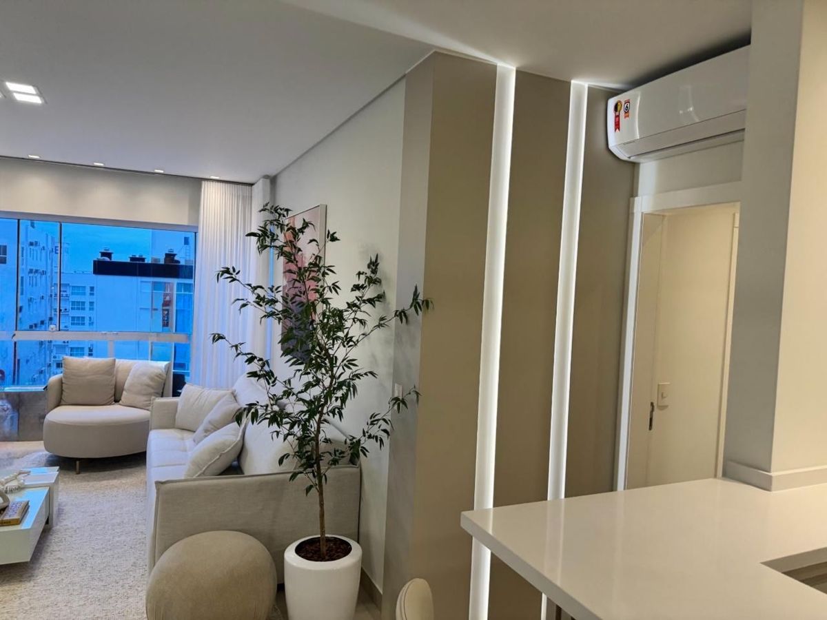 Sala com ar-condicionado – apartamento em Capão da Canoa